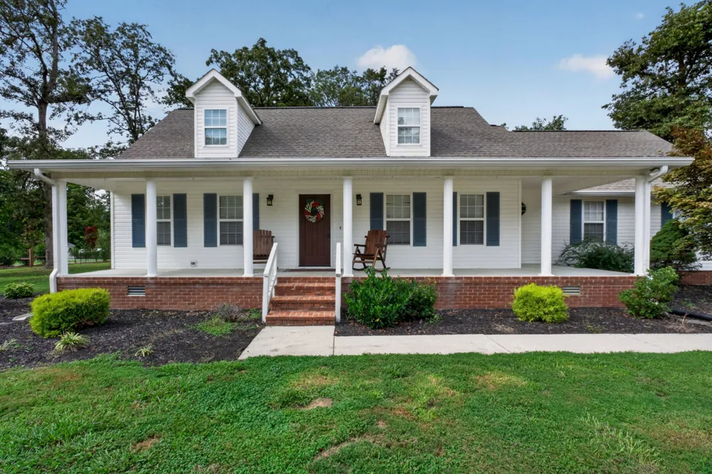 258 Oak Place Dr Smithville, TN 37166