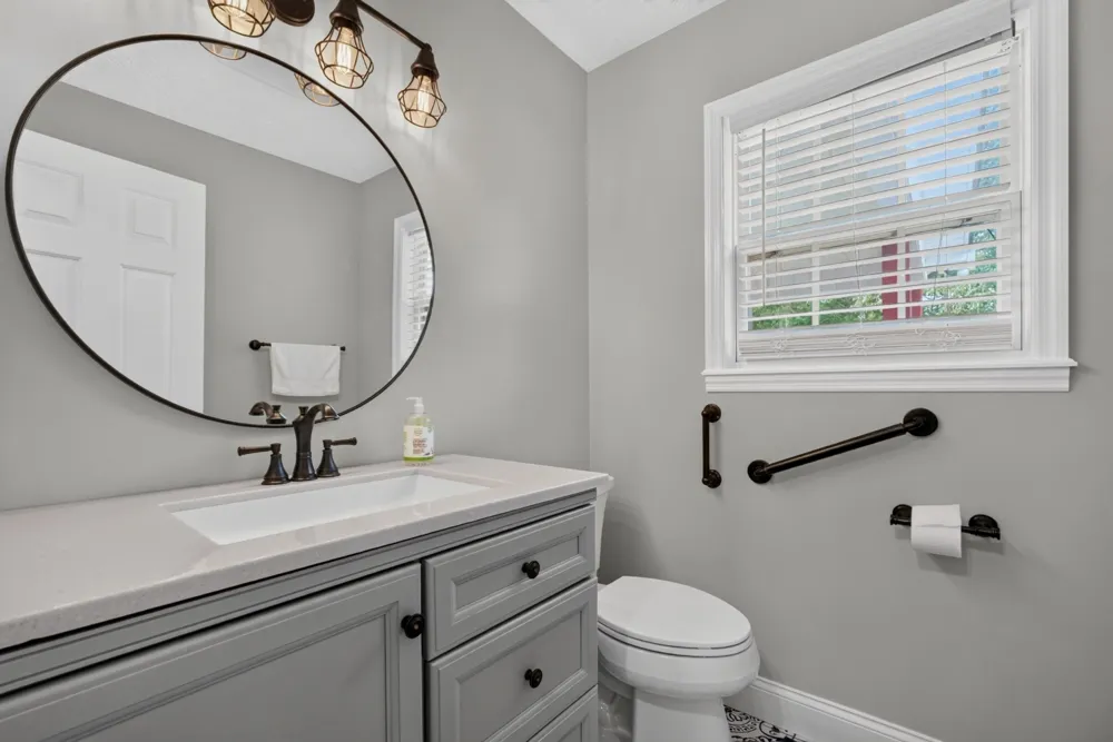 258 Oak Place Dr Smithville, TN 37166