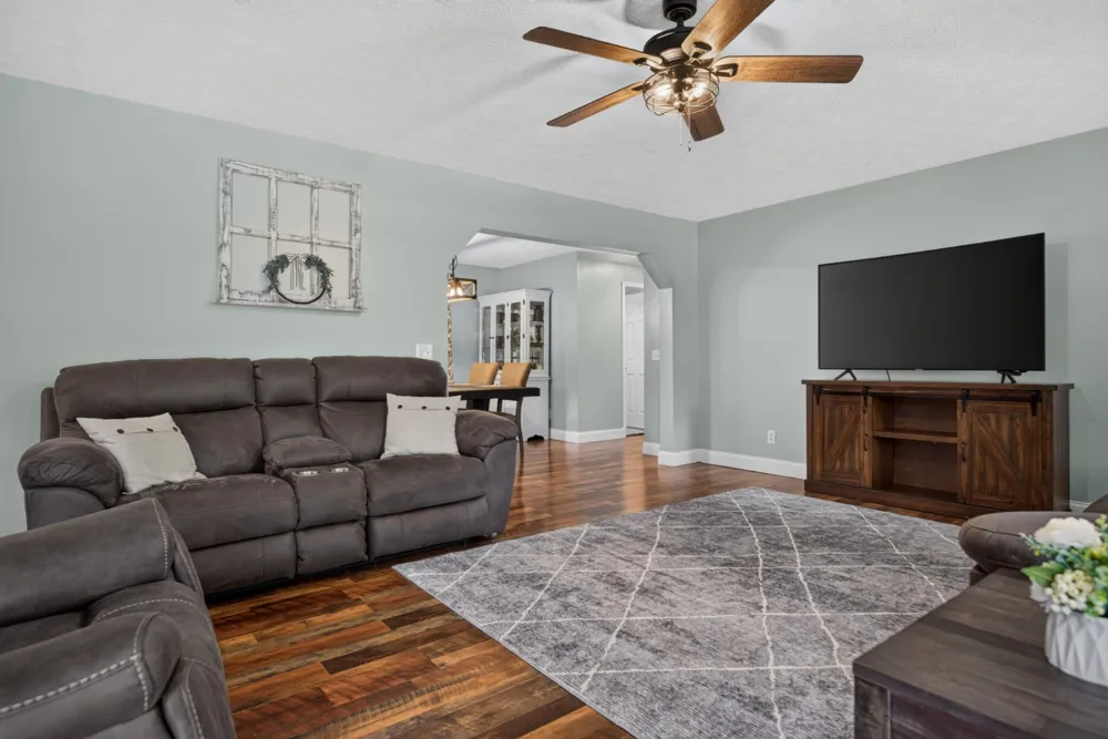 258 Oak Place Dr Smithville, TN 37166