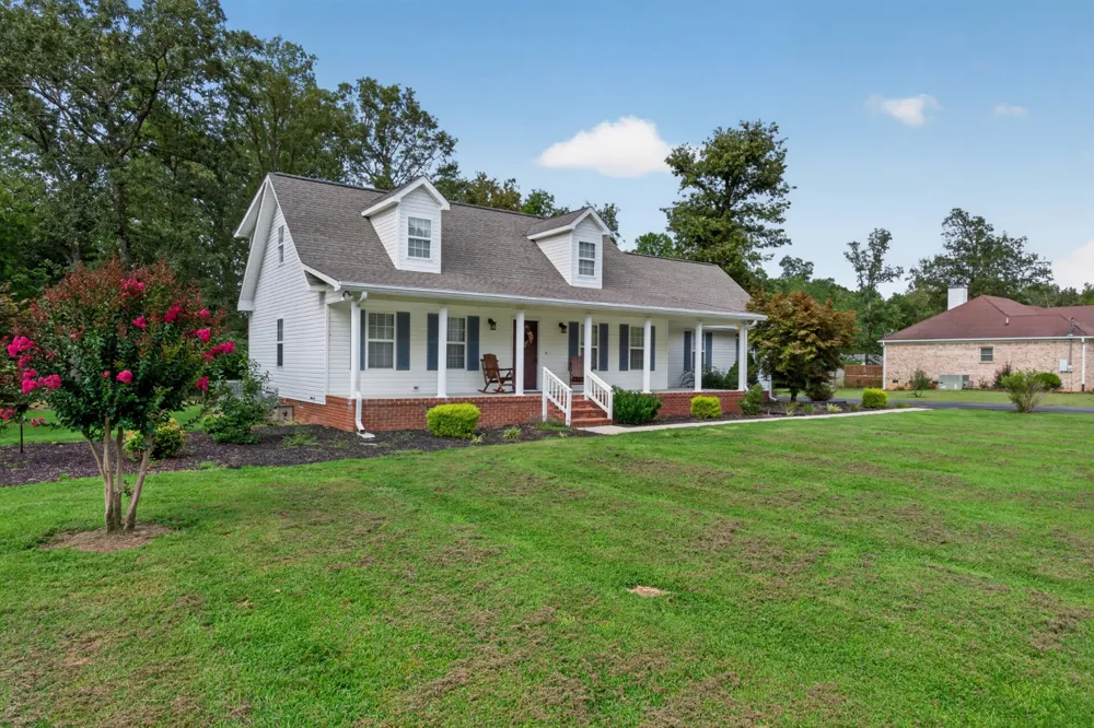 258 Oak Place Dr Smithville, TN 37166