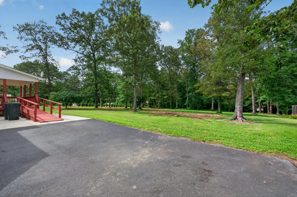 258 Oak Place Dr Smithville, TN 37166