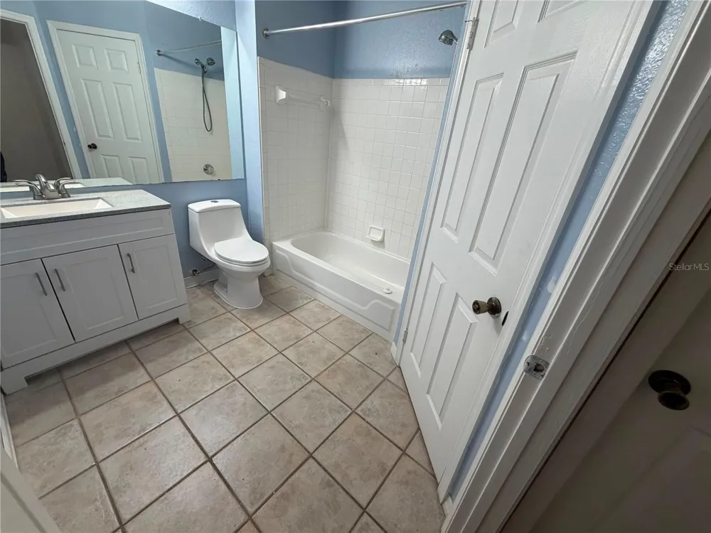 7605 PISSARRO DRIVE #13106 Orlando, FL 32819