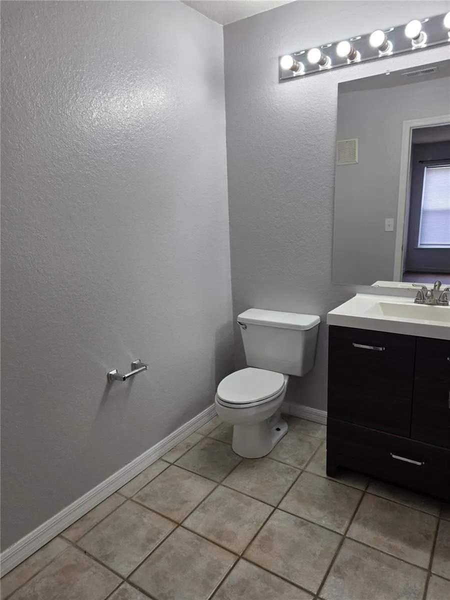 7605 PISSARRO DRIVE #13106 Orlando, FL 32819