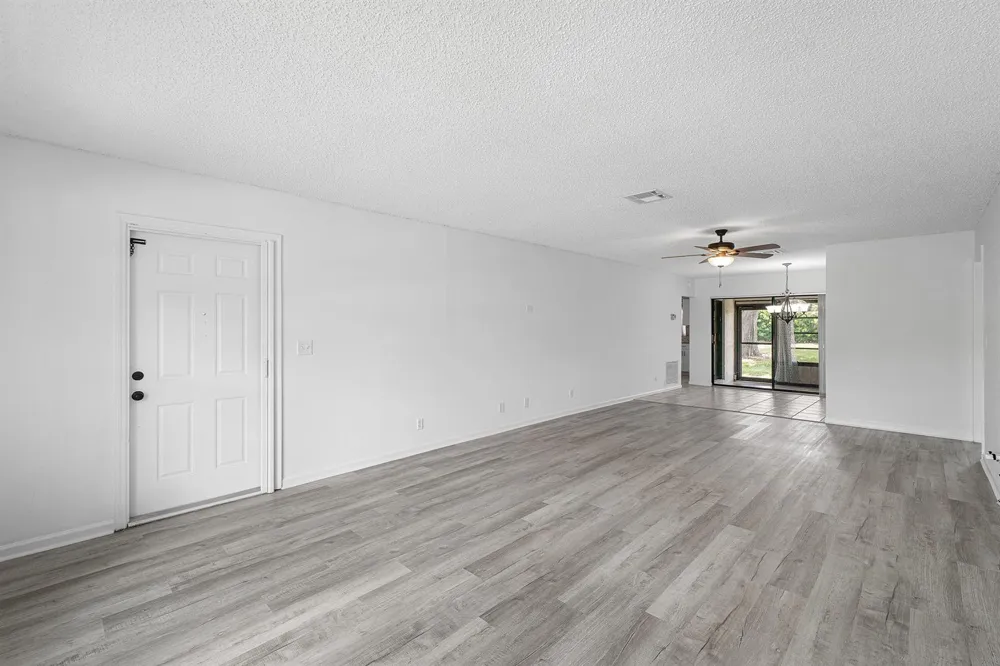 9945 PAPAYA TREE TRAIL #B Boynton Beach, FL 33436