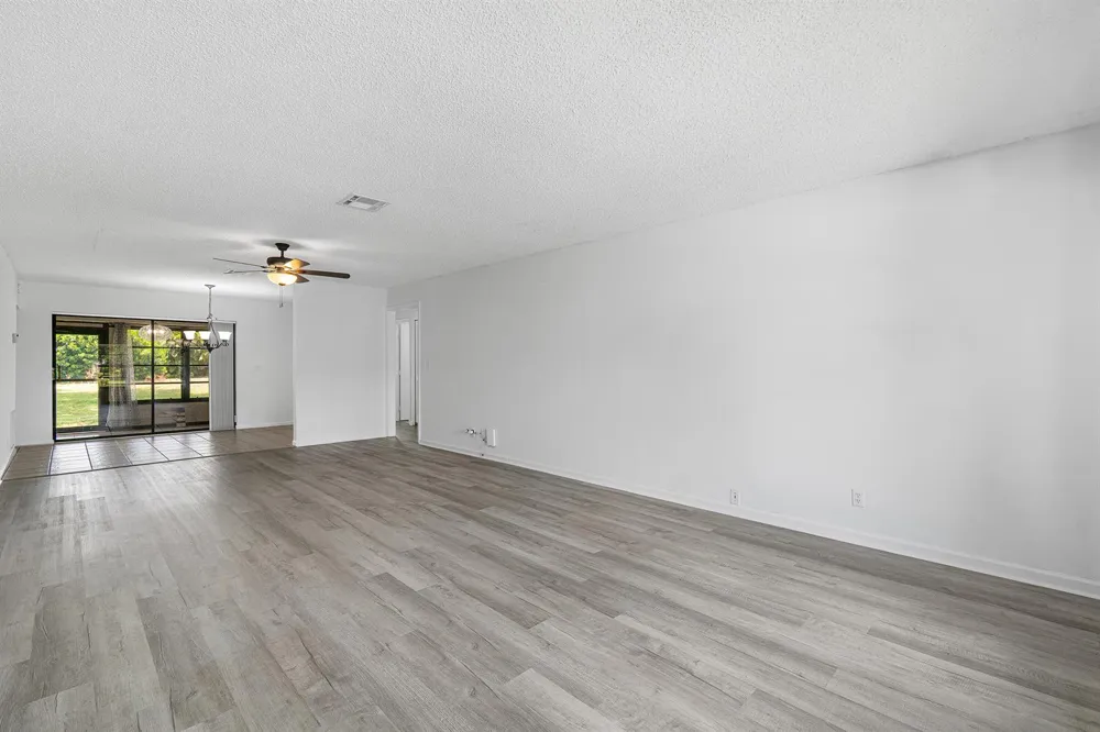 9945 PAPAYA TREE TRAIL #B Boynton Beach, FL 33436