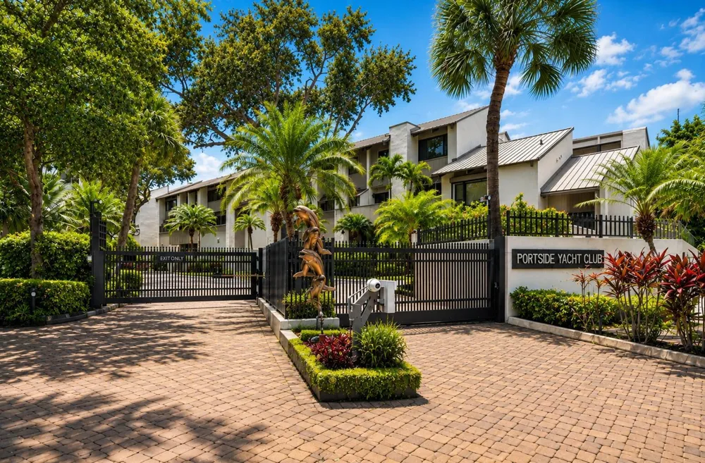 35 PORT SIDE DRIVE #35B Fort Lauderdale, FL 33316