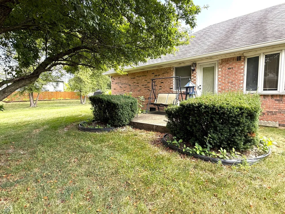 1339 Holiday E Brownsburg, IN 46112