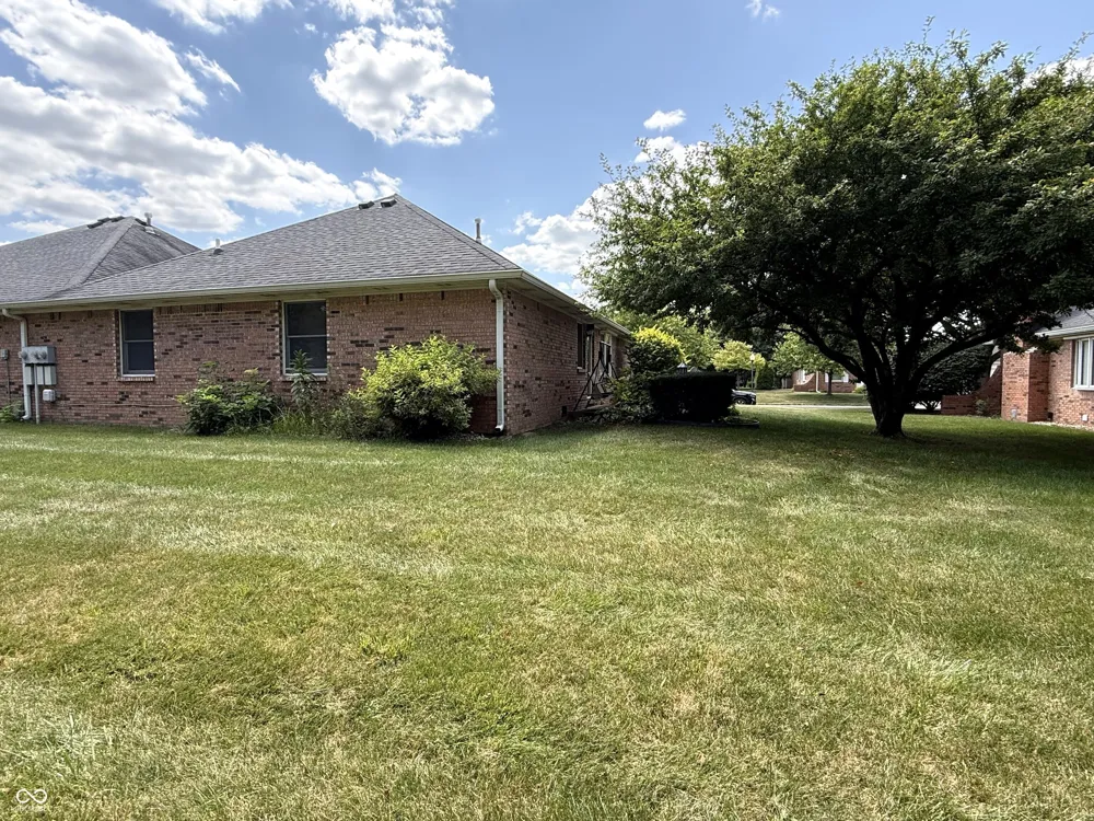 1339 Holiday E Brownsburg, IN 46112