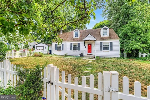248 N NEW RD