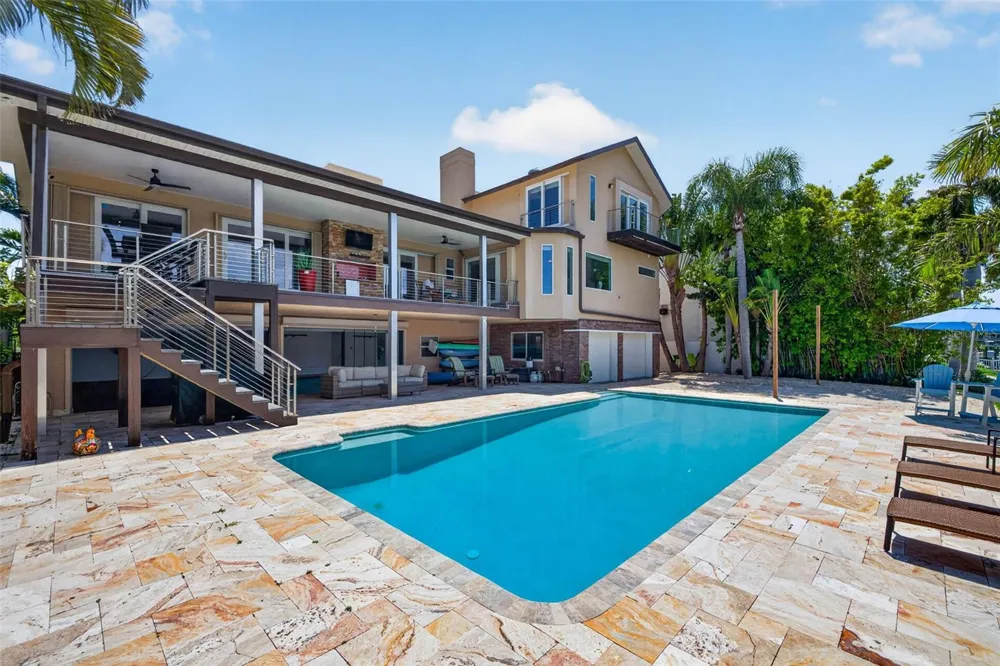 113 7TH STREET E St Petersburg, FL 33715