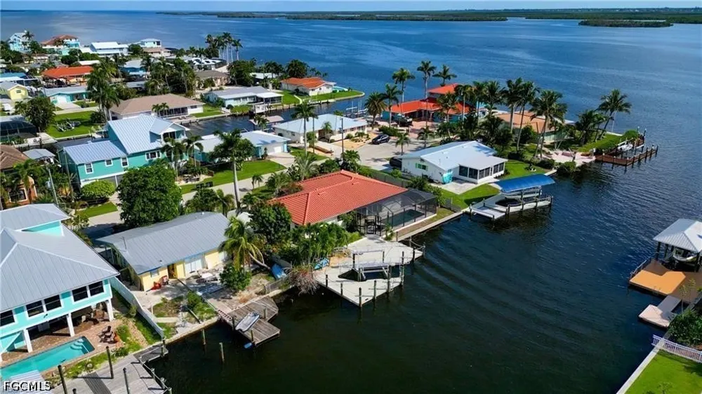 Bruce Street Matlacha, FL 33993
