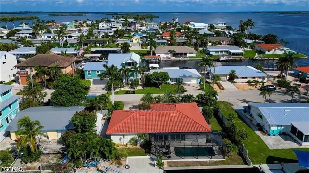 Bruce Street Matlacha, FL 33993