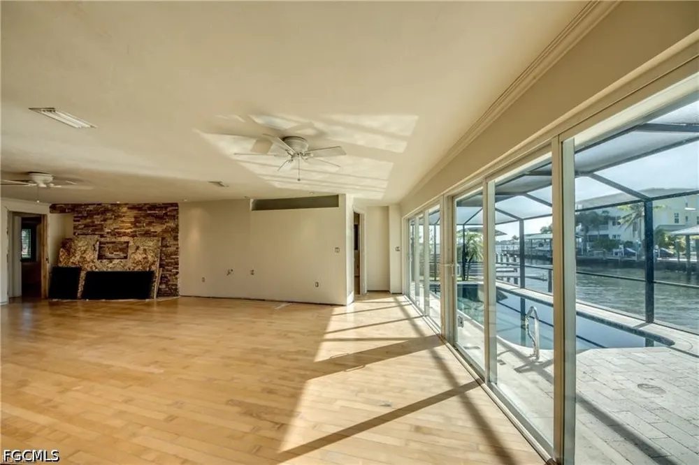 Bruce Street Matlacha, FL 33993