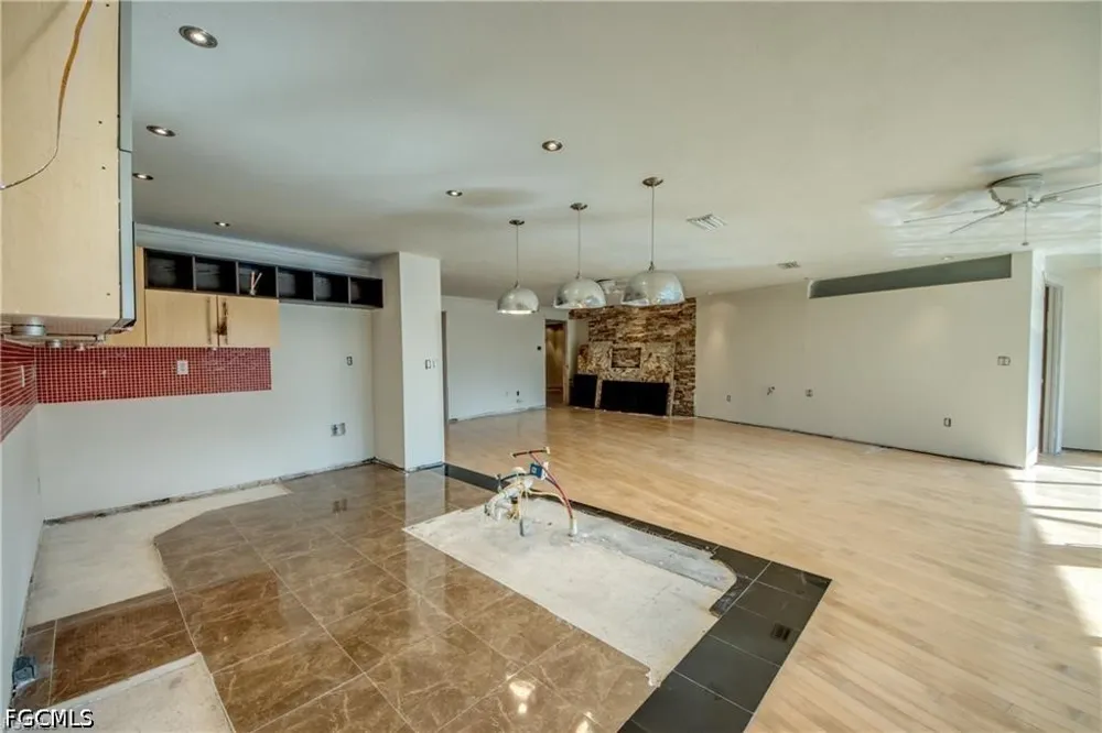 Bruce Street Matlacha, FL 33993