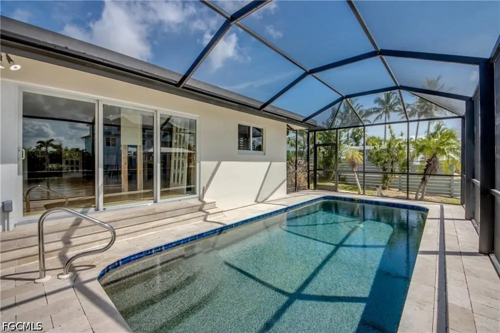 Bruce Street Matlacha, FL 33993
