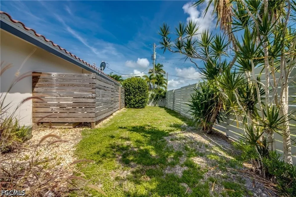 Bruce Street Matlacha, FL 33993