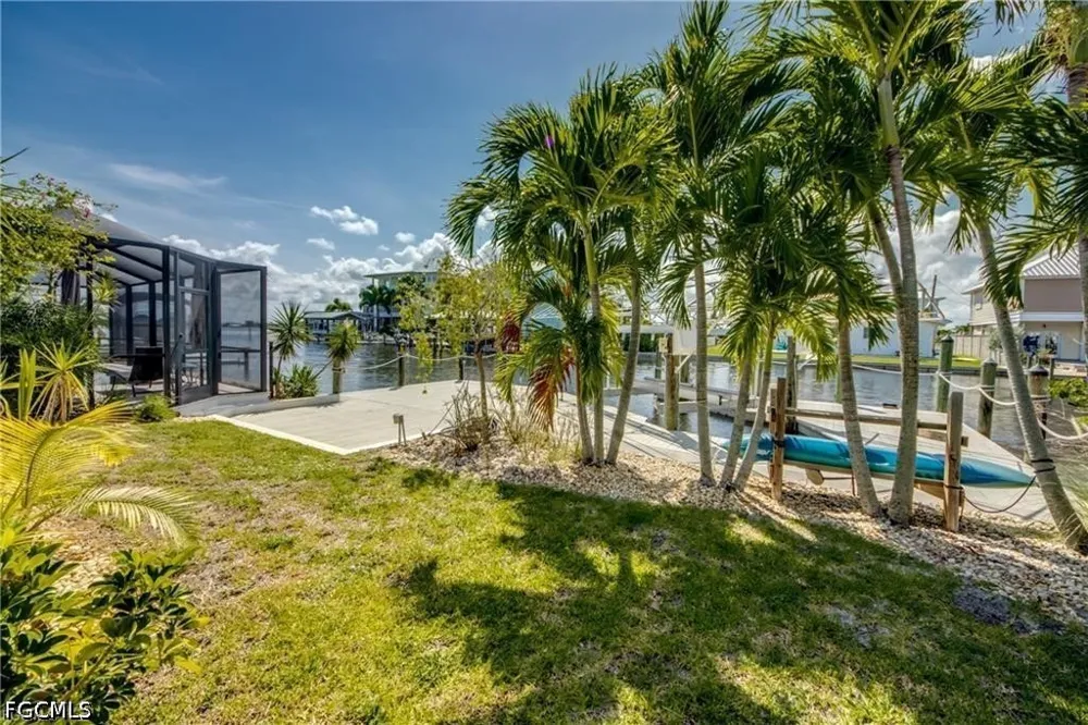 Bruce Street Matlacha, FL 33993