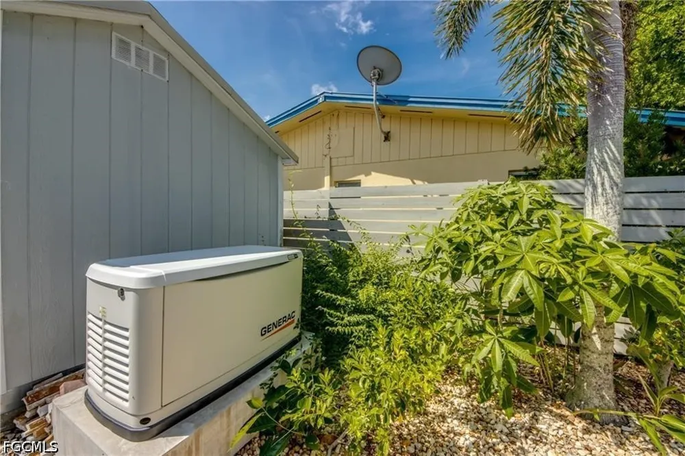 Bruce Street Matlacha, FL 33993