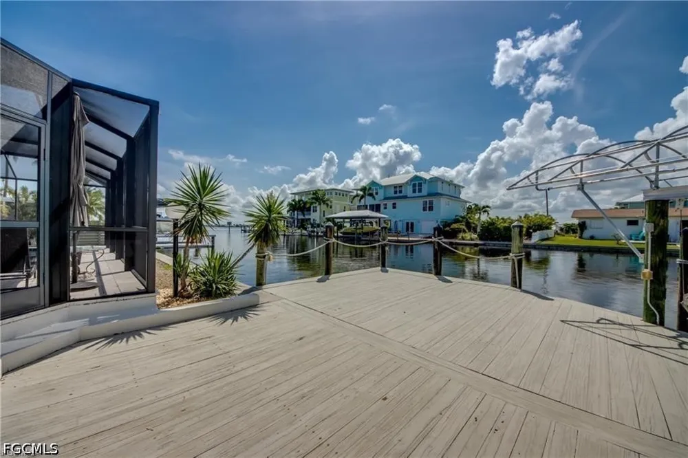 Bruce Street Matlacha, FL 33993