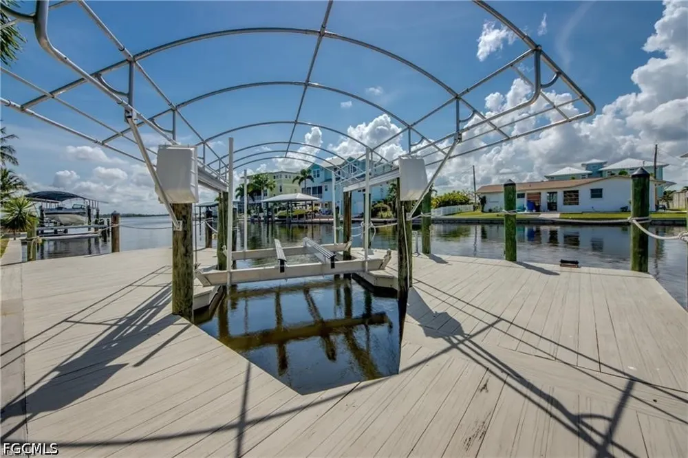 Bruce Street Matlacha, FL 33993