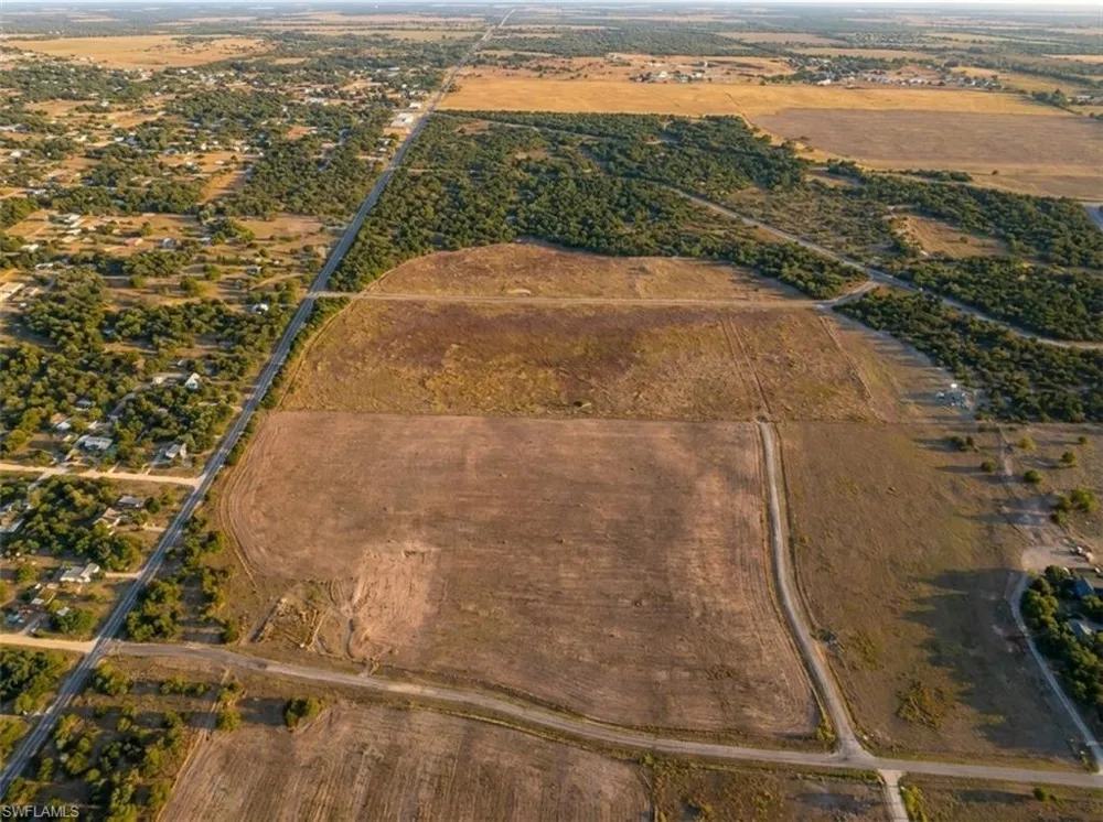 SE 136th Terrace Morriston, FL 32668