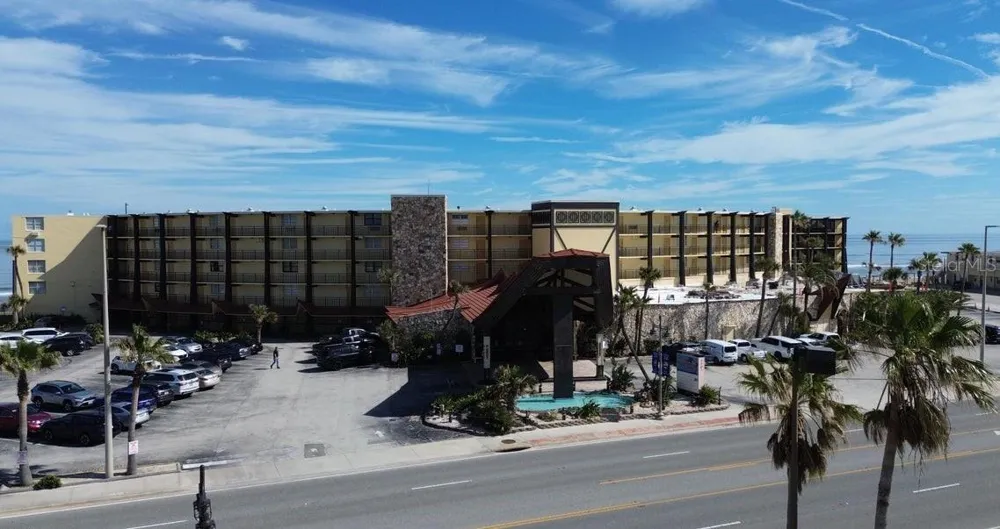 2301 S ATLANTIC AVENUE #303 Daytona Beach Shores, FL 32118