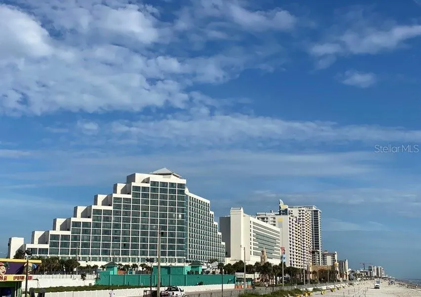 2301 S ATLANTIC AVENUE #303 Daytona Beach Shores, FL 32118