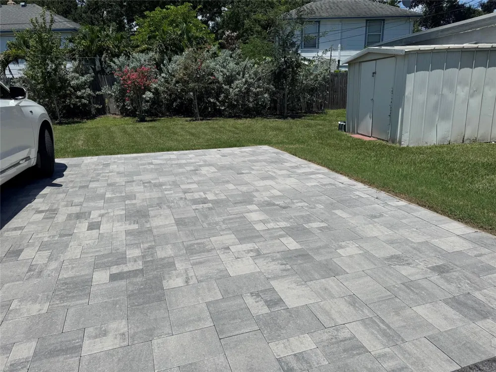 2845 9TH AVENUE St Petersburg, FL 33713