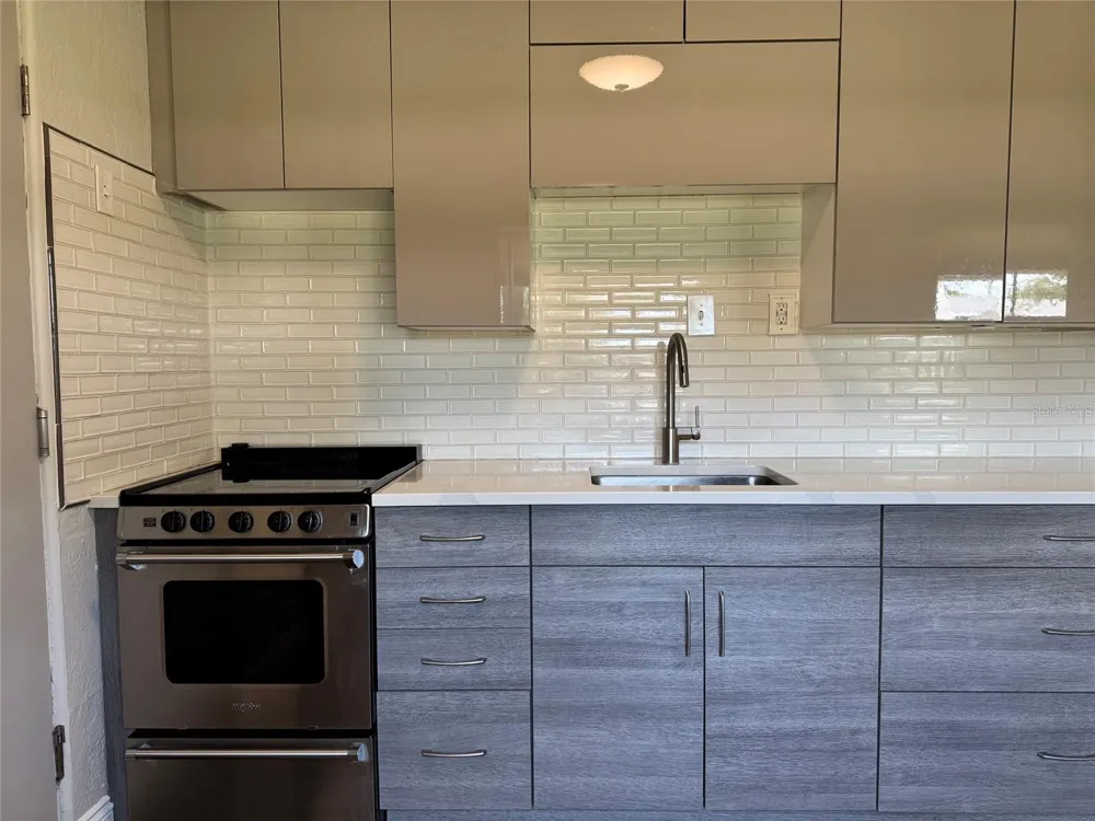 2845 9TH AVENUE St Petersburg, FL 33713