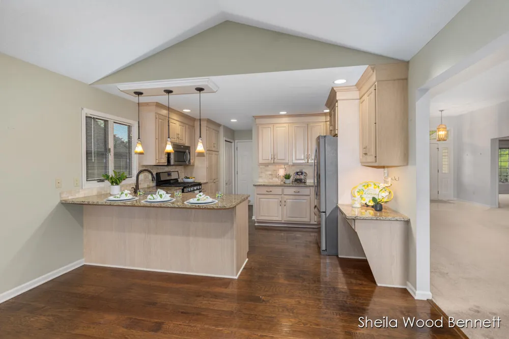 7023 Camelback Drive NE Rockford, MI 49341