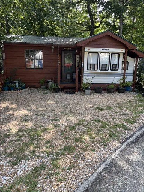 50 Rocky Lane Cleveland, GA 30528