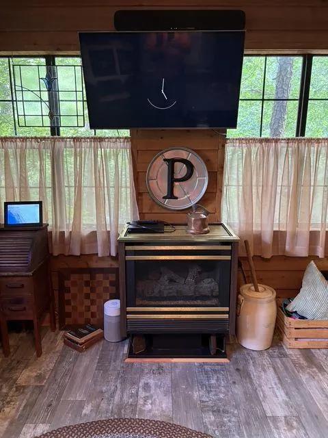 50 Rocky Lane Cleveland, GA 30528