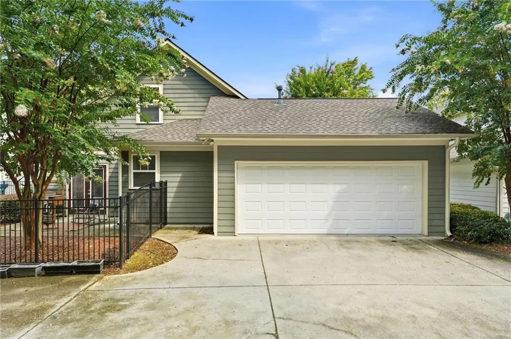 228 Mission Oak Drive Grayson, GA 30017
