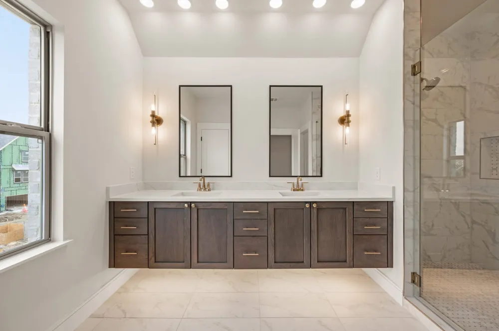 1340 Cherry Hills Lane Irving, TX 75038