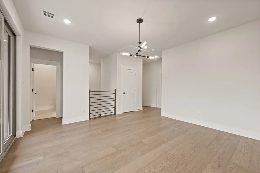 1340 Cherry Hills Lane Irving, TX 75038