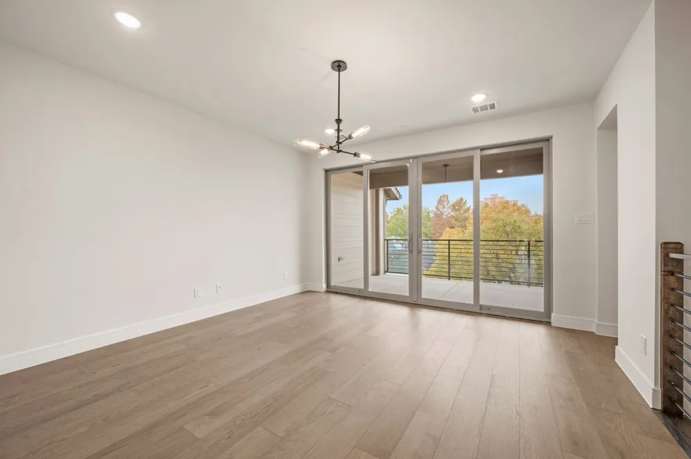 1340 Cherry Hills Lane Irving, TX 75038