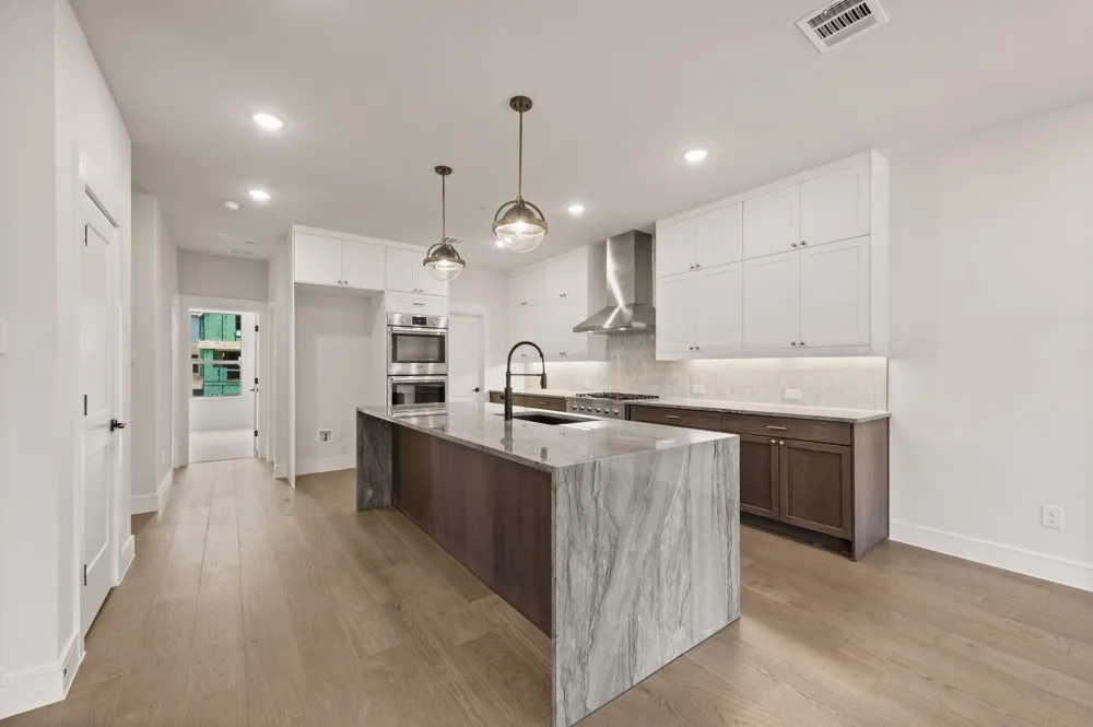 1340 Cherry Hills Lane Irving, TX 75038