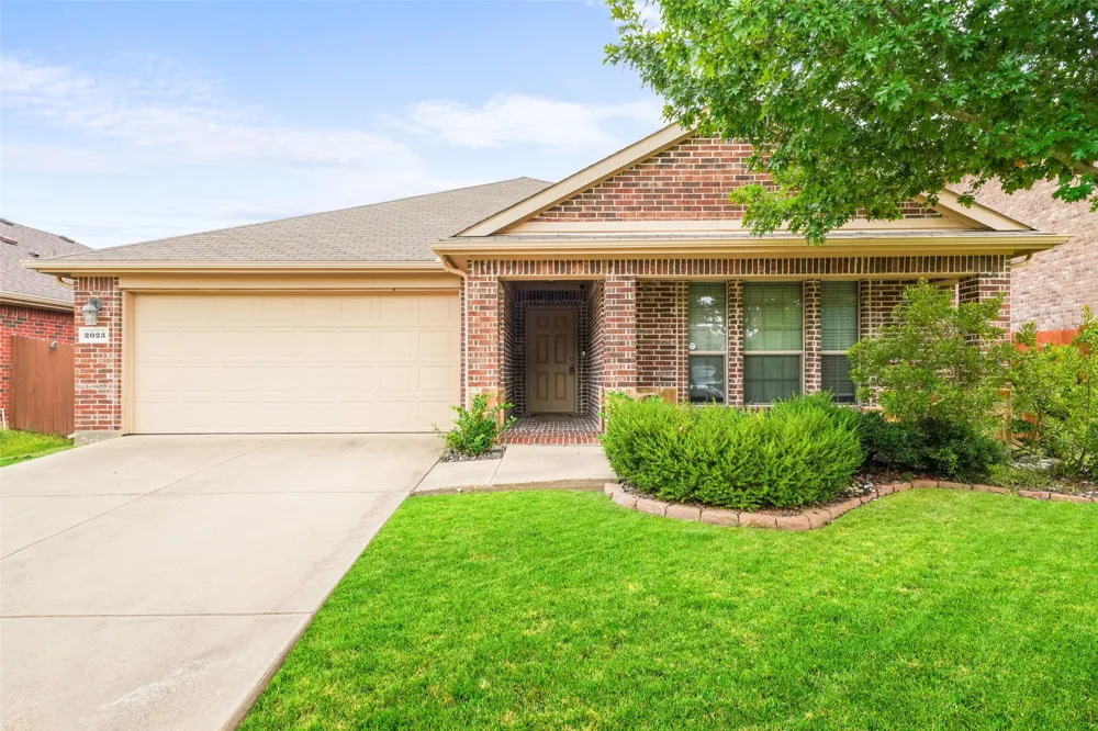 2023 Sterling Gate Drive Heartland, TX 75126