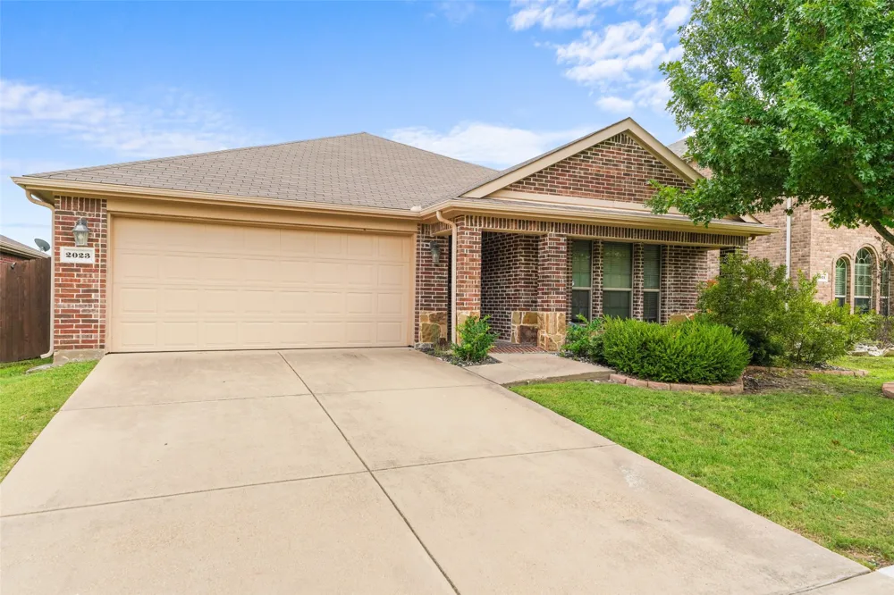 2023 Sterling Gate Drive Heartland, TX 75126