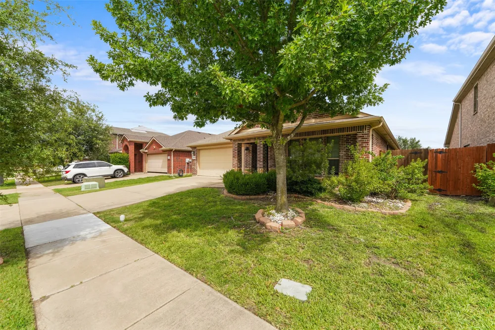 2023 Sterling Gate Drive Heartland, TX 75126