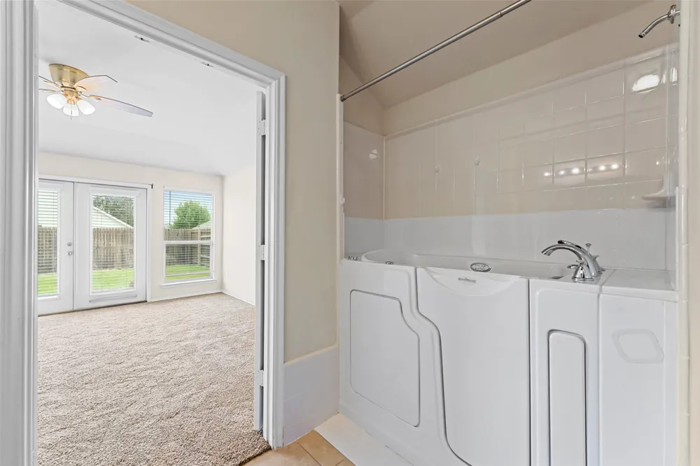 2023 Sterling Gate Drive Heartland, TX 75126