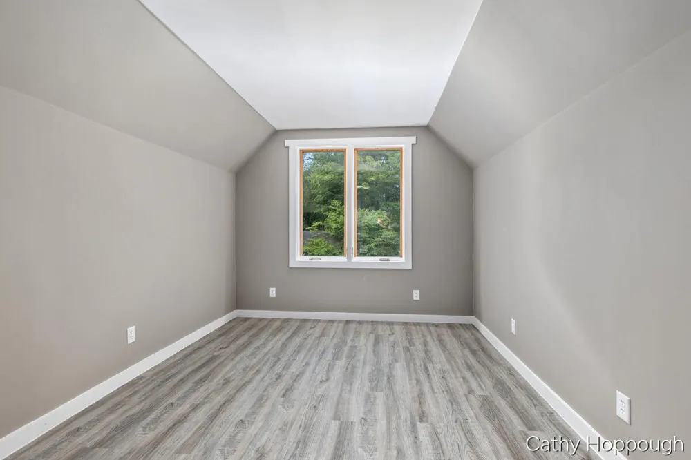 8687 River Run Trail Greenville, MI 48838