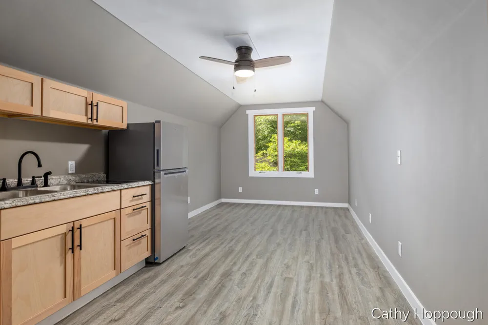 8687 River Run Trail Greenville, MI 48838