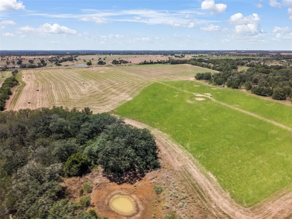 205 Saint Delight Road Paige, TX 78659
