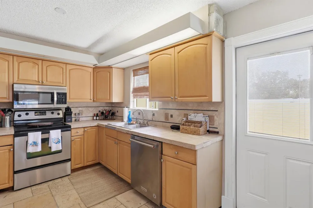 6263 RIVERWALK LANE #1 Jupiter, FL 33458