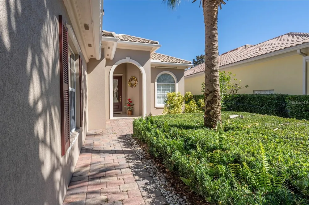 11731 EAGLE RAY LANE Orlando, FL 32827