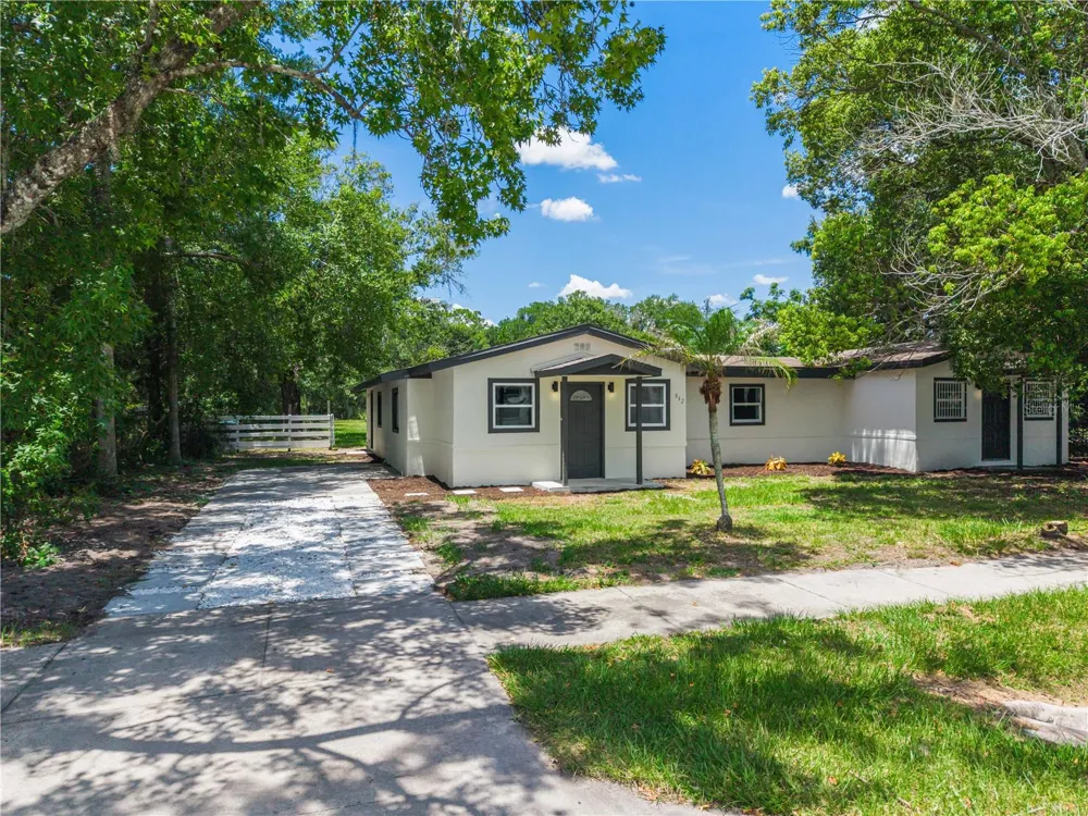 842 DENNIS AVENUE Orlando, FL 32807