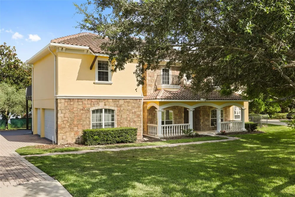 5554 PALM LAKE CIRCLE Orlando, FL 32819