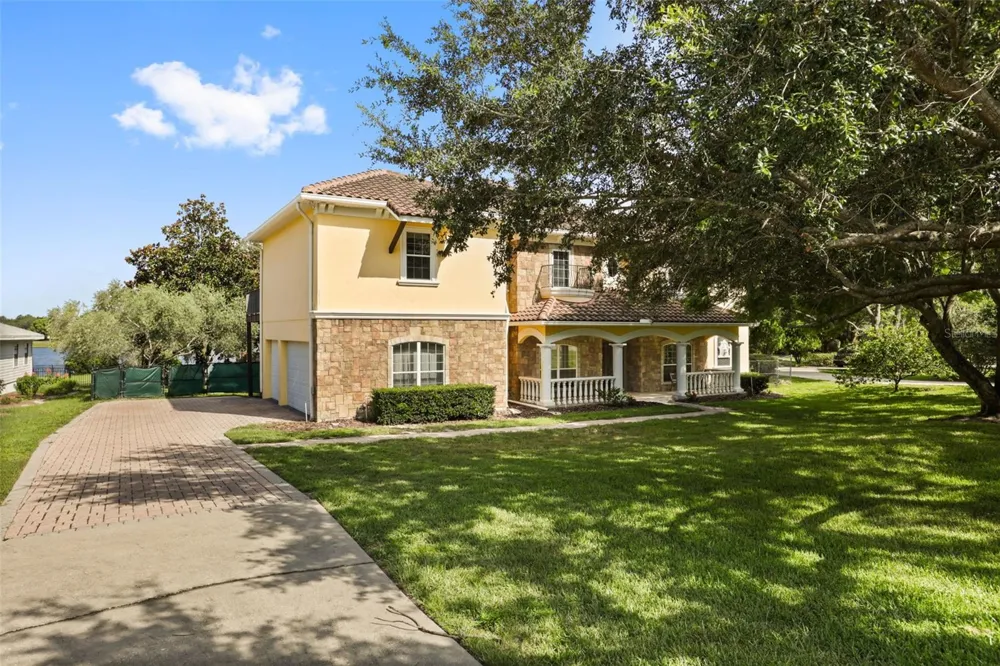5554 PALM LAKE CIRCLE Orlando, FL 32819