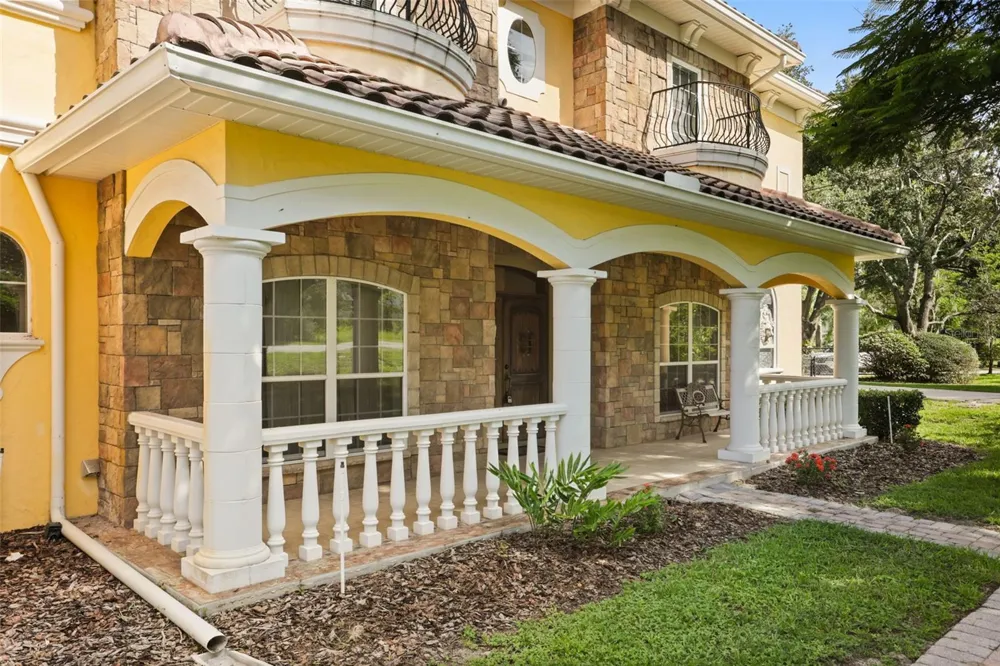5554 PALM LAKE CIRCLE Orlando, FL 32819